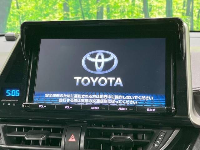 Toyota C-HR 2018-03 195845-3