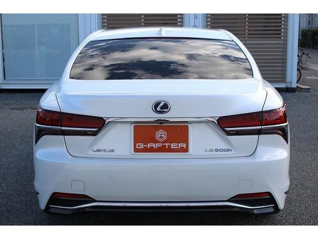 Lexus LS 2017-11 22932-7