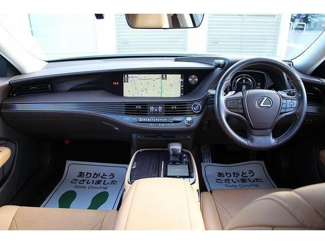 Lexus LS 2017-11 22932-14