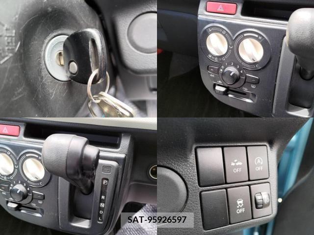 Mazda CAROL 2017-04 294571-4