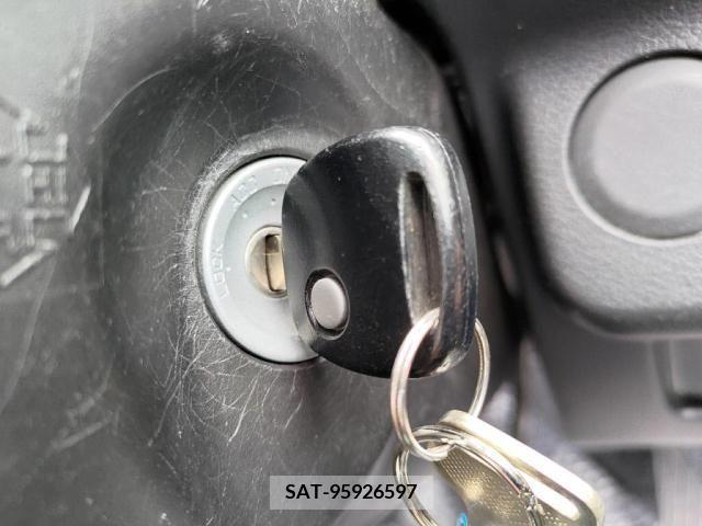 Mazda CAROL 2017-04 294571-12