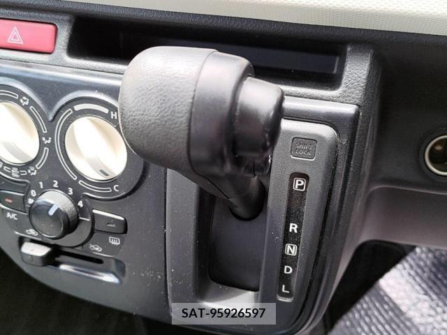 Mazda CAROL 2017-04 294571-14