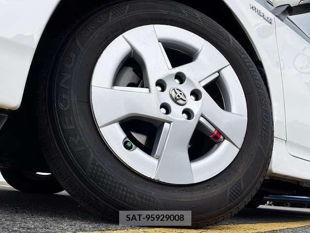 Toyota PRIUS 2011-03 233190-3