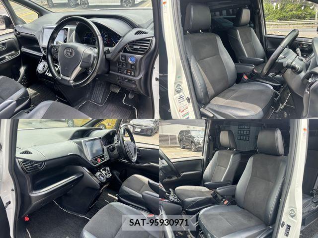 Toyota NOAH HYBRID 2018-02 330835-24