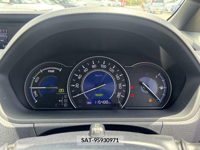 Toyota NOAH HYBRID 2018-02 330835-23