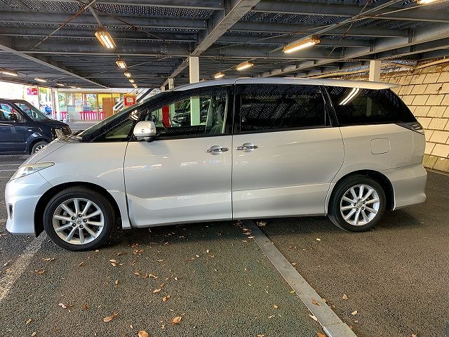Toyota ESTIMA 2012-02 181827-23