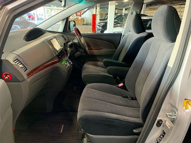 Toyota ESTIMA 2012-02 181827-18