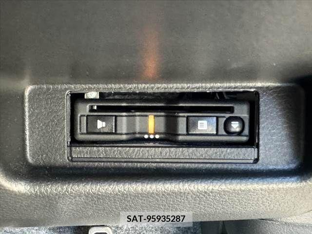 Suzuki ALTO WORKS 2021-09 305217-4
