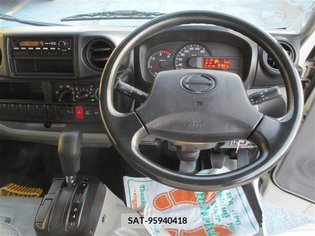 Hino DUTRO 2013-05 207997-9