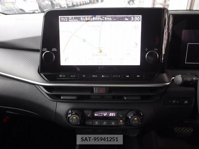Nissan NOTE 2023-10 330496-9
