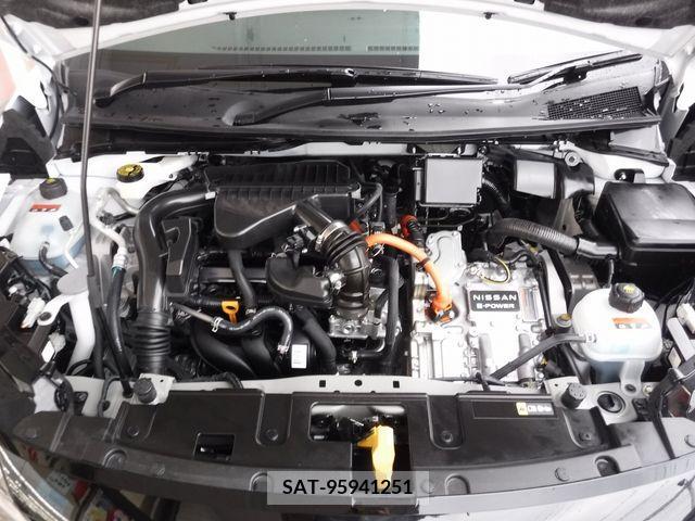 Nissan NOTE 2023-10 330496-19