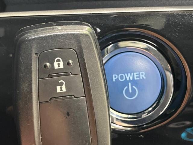 Toyota PRIUS 2021-10 13453-6
