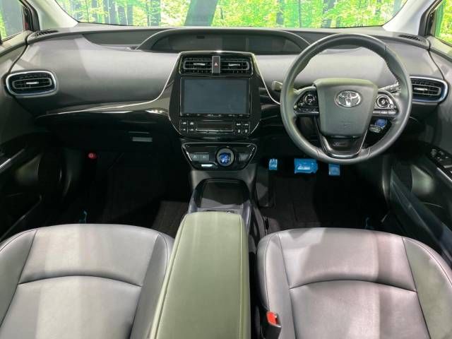 Toyota PRIUS 2021-10 13453-1