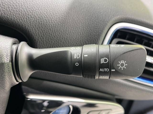 Toyota PRIUS 2021-10 13453-7