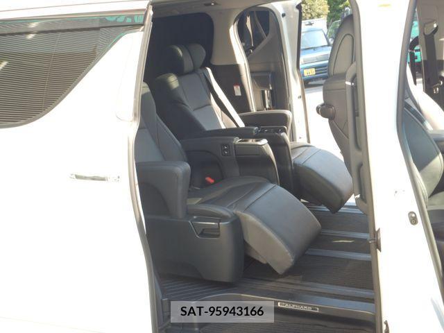Toyota ALPHARD 2020-11 299503-7