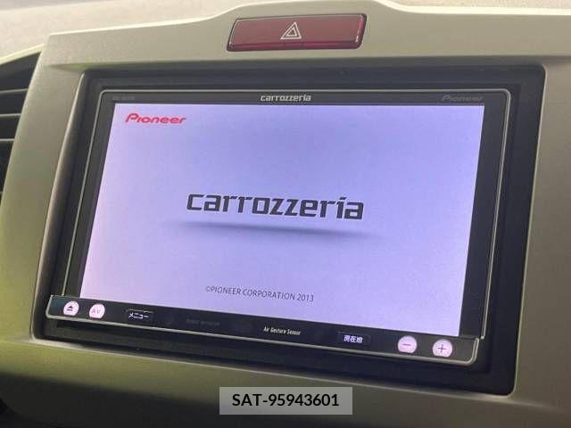 Honda FREED 2014-05 211014-2