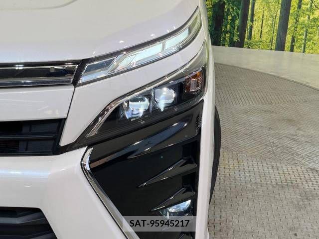 Toyota VOXY 2018-02 321580-13