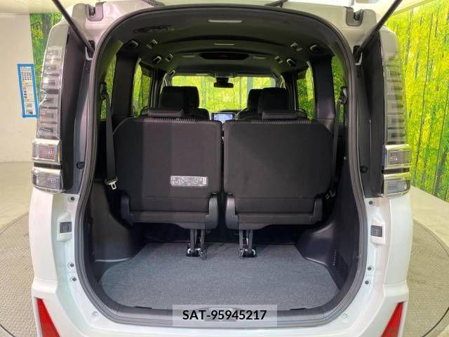 Toyota VOXY 2018-02 321580-11