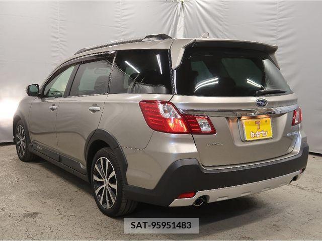 Subaru EXIGA CROSSOVER 2016-06 360035-1