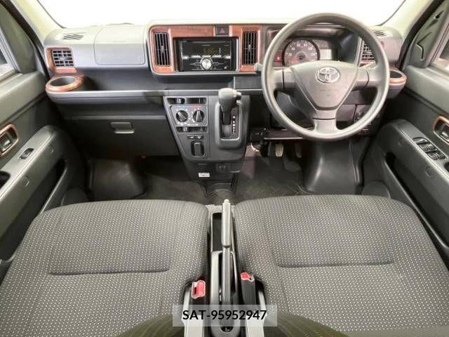 Toyota PIXIS VAN 2021-04 330051-1