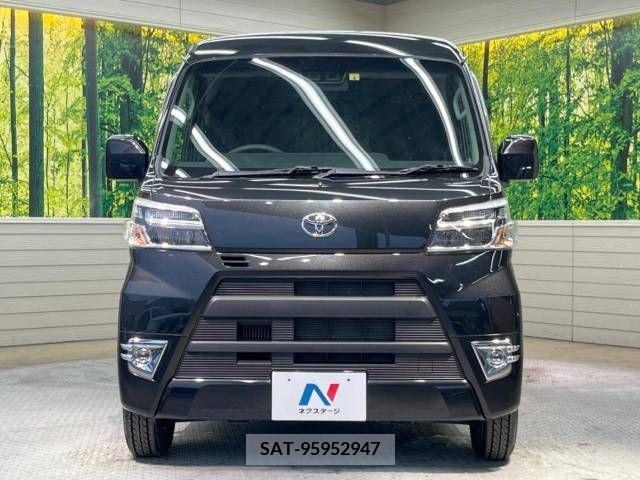 Toyota PIXIS VAN 2021-04 330051-14