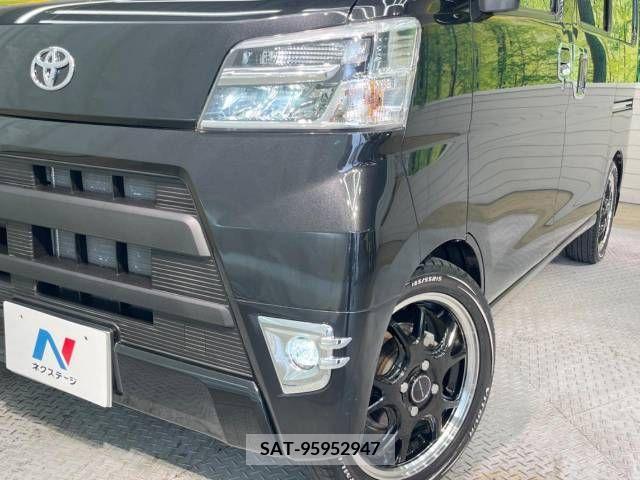 Toyota PIXIS VAN 2021-04 330051-12
