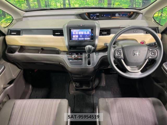 Honda FREED 2017-02 302900-1