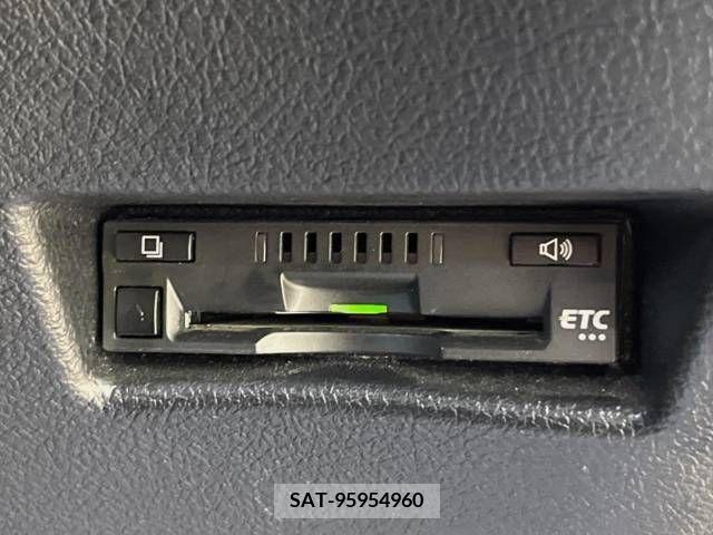 Toyota SIENTA 2017-09 346853-5