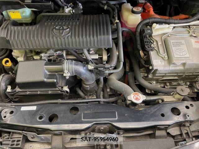 Toyota SIENTA 2017-09 346853-18
