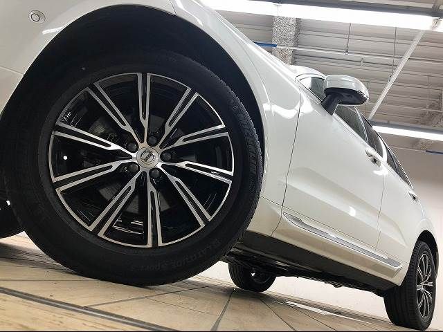 Volvo XC60 2019-03 9243-18