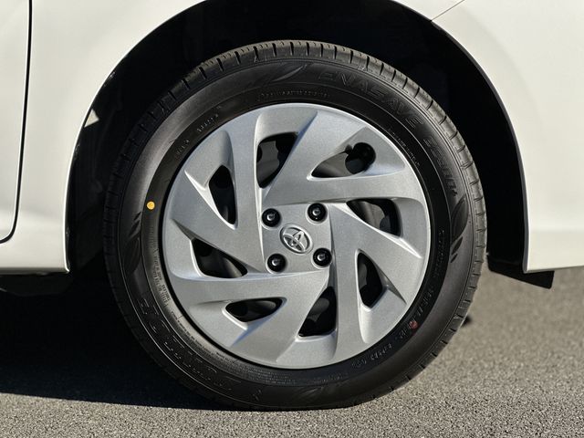 Toyota COROLLA AXIO 2022-10 27978-26