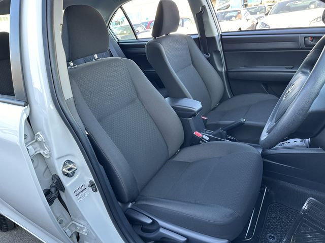 Toyota COROLLA AXIO 2022-10 27978-18