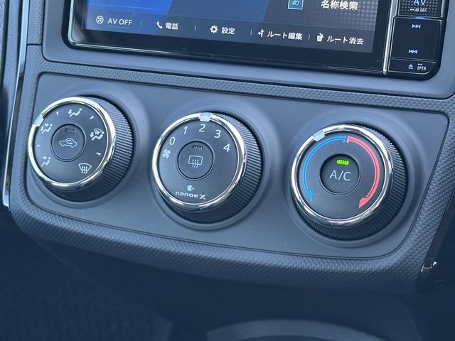 Toyota COROLLA AXIO 2022-10 27978-8