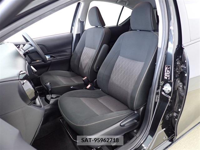 Toyota AQUA 2020-03 217611-24
