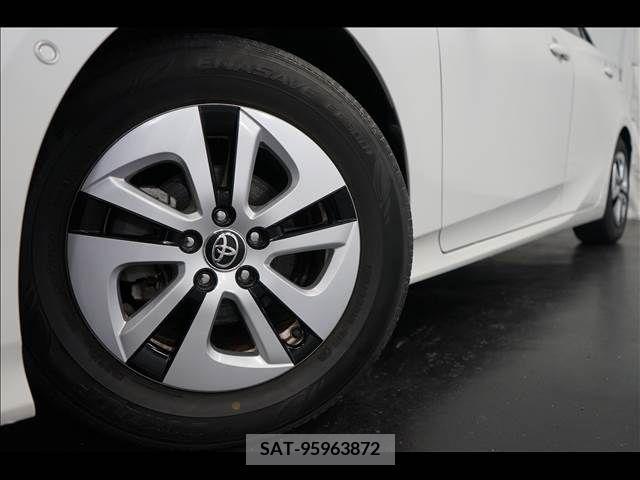 Toyota PRIUS PHV 2018-10 255782-3