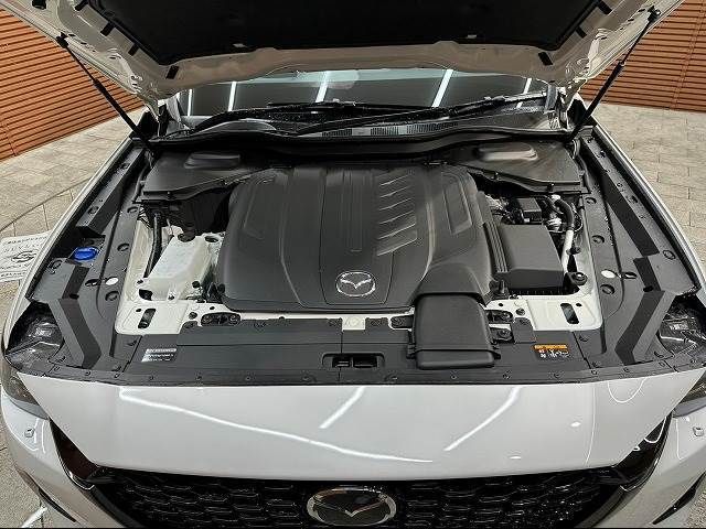 Mazda CX-60 2022-10 19472-17