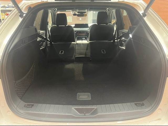 Mazda CX-60 2022-10 19472-9