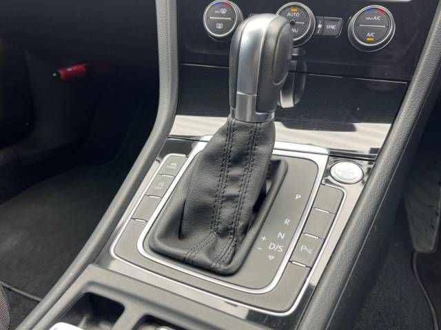 VolksWagen GOLF VARIANT 2014-11 27811-11