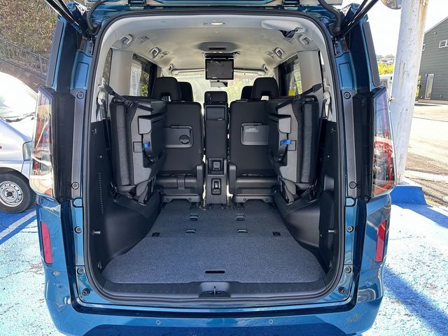 Nissan SERENA 2023-06 192065-28