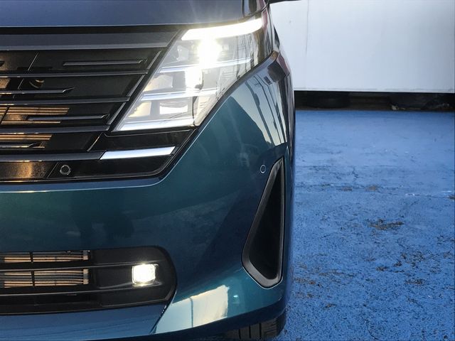 Nissan SERENA 2023-06 192065-9