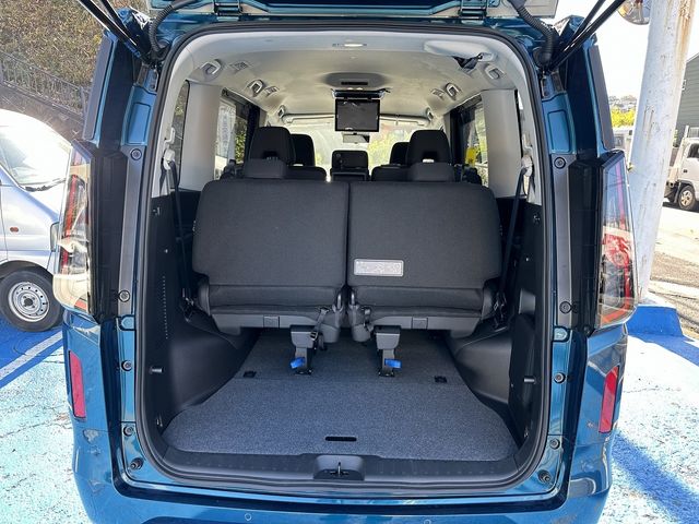 Nissan SERENA 2023-06 192065-27