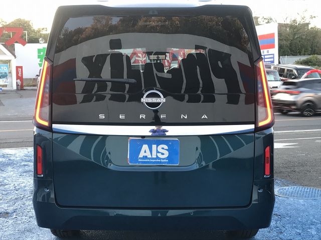 Nissan SERENA 2023-06 192065-4