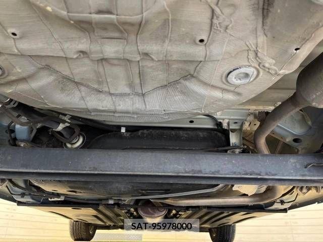 Suzuki SWIFT 2020-04 320952-19