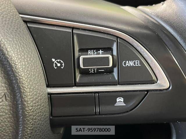 Suzuki SWIFT 2020-04 320952-7