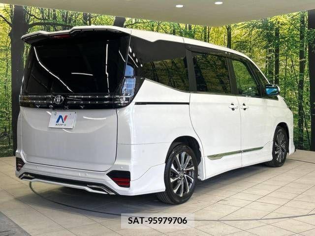 Toyota VOXY 2023-03 394951-17