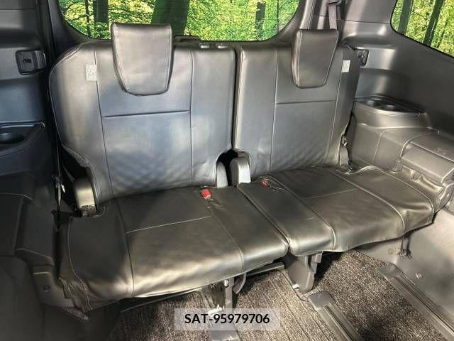 Toyota VOXY 2023-03 394951-9
