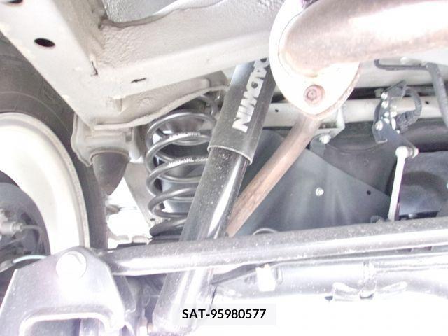 Suzuki JIMNY 2018-09 384571-16