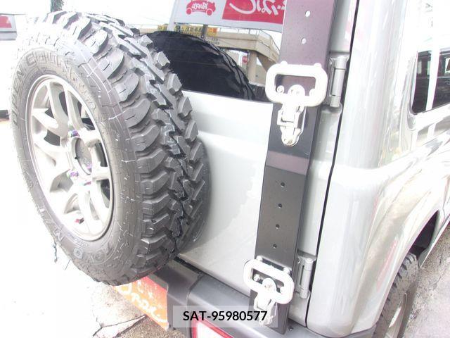 Suzuki JIMNY 2018-09 384571-15