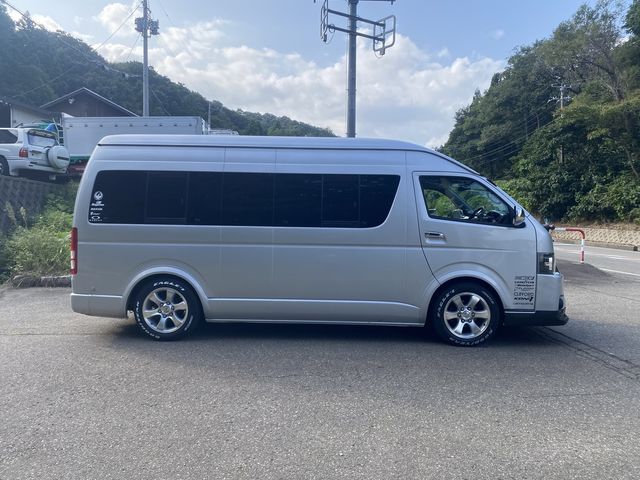 Toyota HIACE VAN 2006-04 9030-3