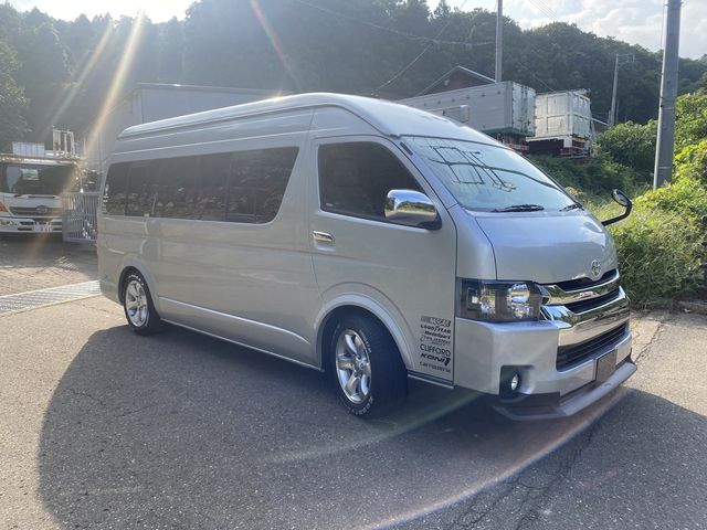 Toyota HIACE VAN 2006-04 9030-2